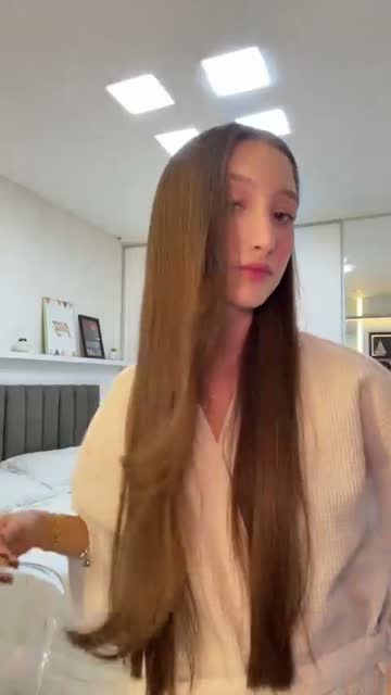 Vídeo de @carolzinhaas usando a Kit Anti-Acne Essencial Principia